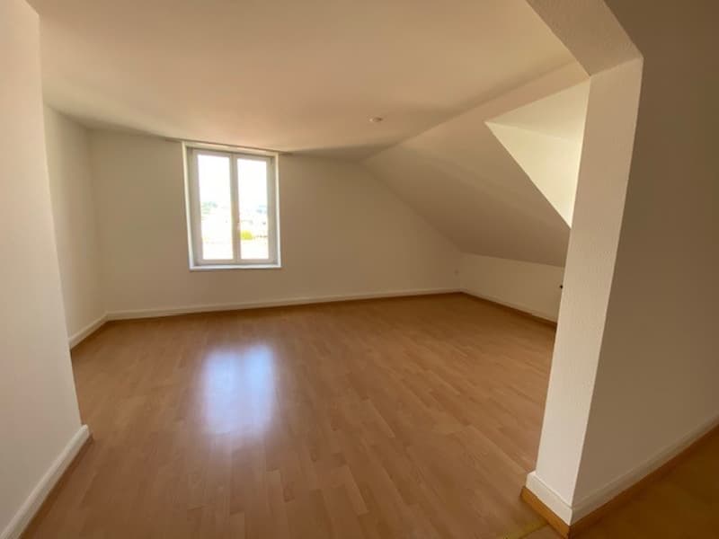 3.5 Zimmerwohnung mit Balkon und Blick auf den Garten (1)