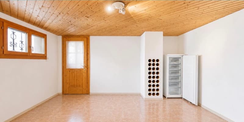 Sonniges 5.5-Zimmer-Einfamilienhaus in ruhiger Lage (13)