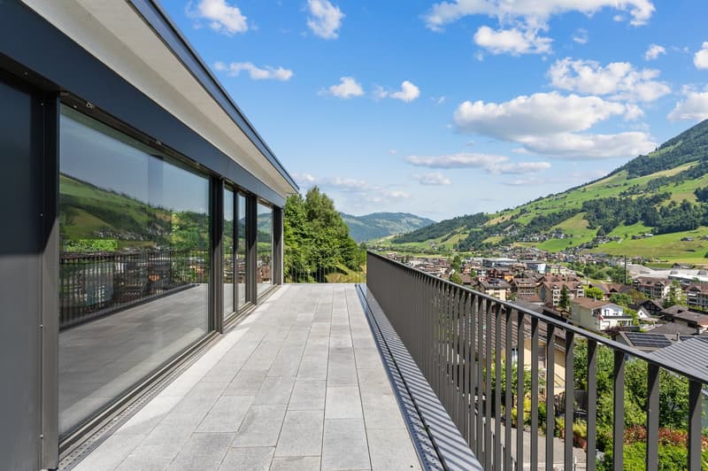 Charmant appartement de 4,5 pièces en duplex avec vue sur les montagnes à Dallenwil (23)