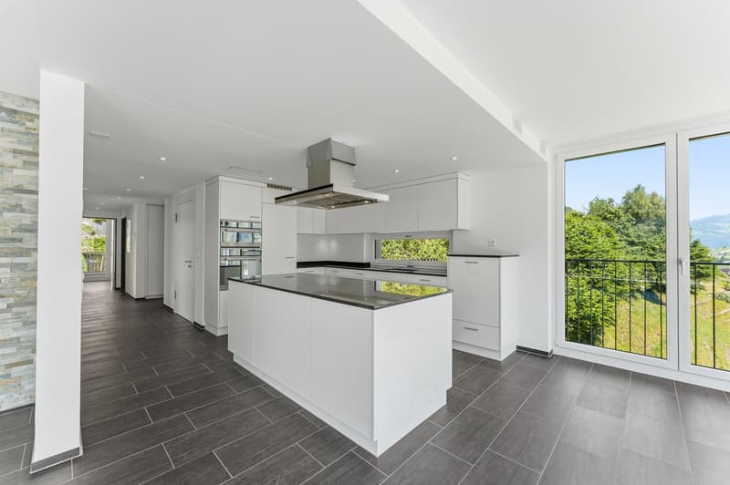 Charmant appartement de 4,5 pièces en duplex avec vue sur les montagnes à Dallenwil (11)