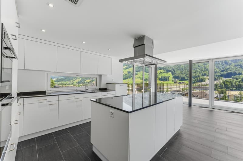 Charmant appartement de 4,5 pièces en duplex avec vue sur les montagnes à Dallenwil (5)