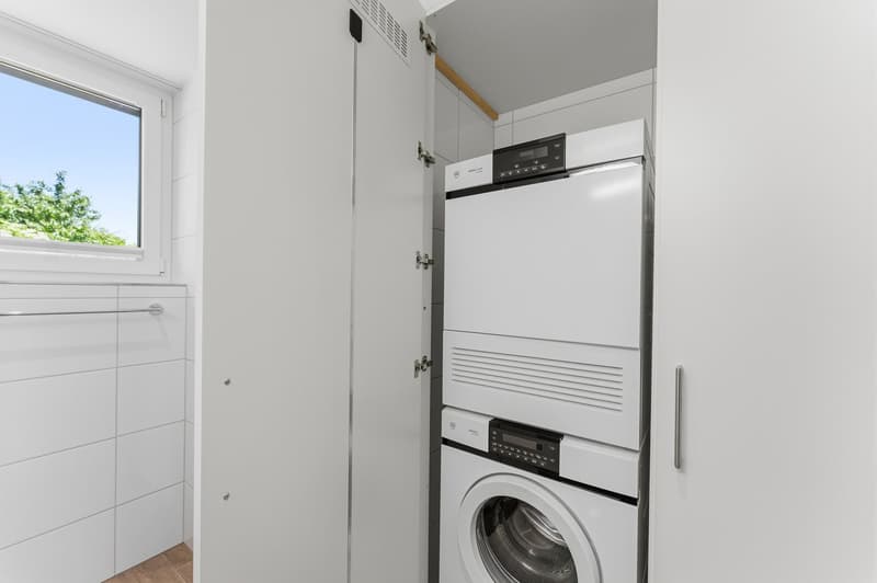 Charmant appartement de 4,5 pièces en duplex avec vue sur les montagnes à Dallenwil (19)