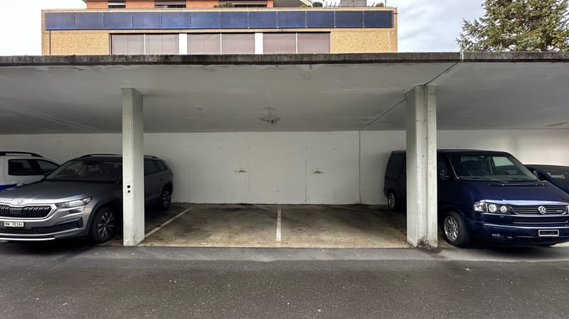 Ripari coperti in affitto a Stans (1)