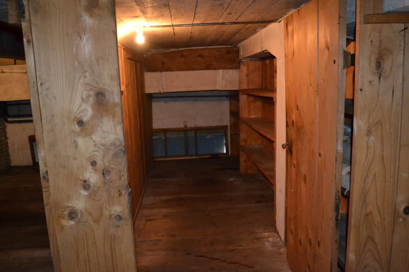 Espace commercial polyvalent dans le centre de Schüpfheim (11)