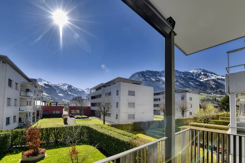 Appartamento in affitto in standard di proprietà con 2 camere da letto con bagni en suite e cantina del vino in cucina (7)