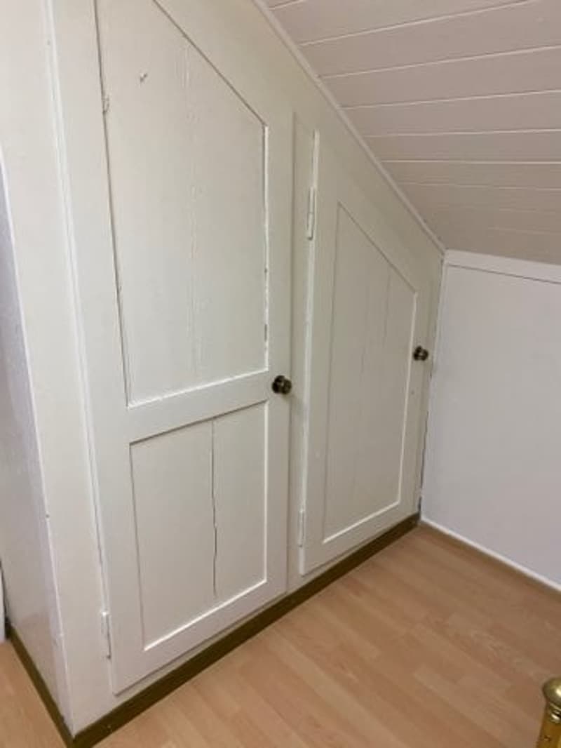 Camera semplice e economica nel centro di Altdorf in affitto da luglio (4)