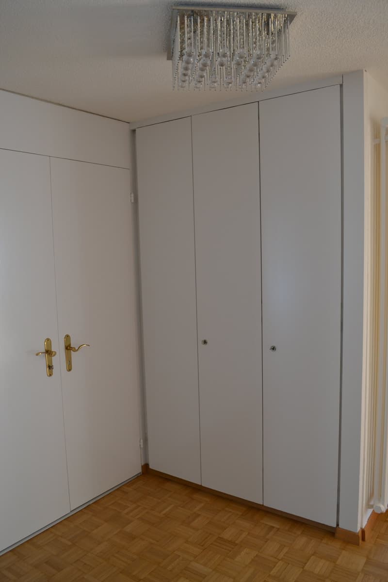 Appartement lumineux de 5 pièces avec balcon et proximité du lac dans le favorable Hergiswil (4)