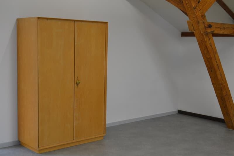 Large partially furnished room for rent in the center of Altdorf (7)