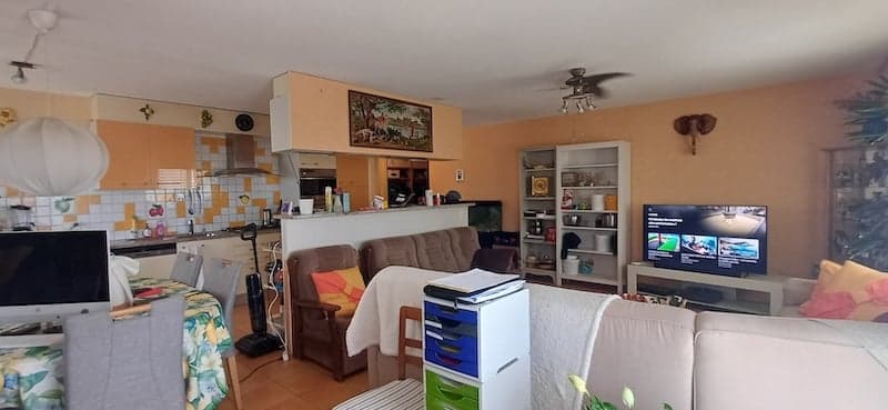2 steps from everything. Superb apartment 4.5 rooms. 3 balconies, PP basement (3)