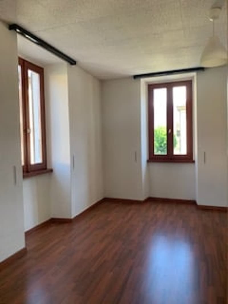 Appartement mansardé charmant de 6 pièces à Bellinzona – disponible immédiatement (8)