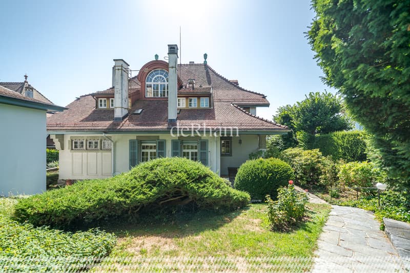 Prestigious 9.5-room Master House (2)