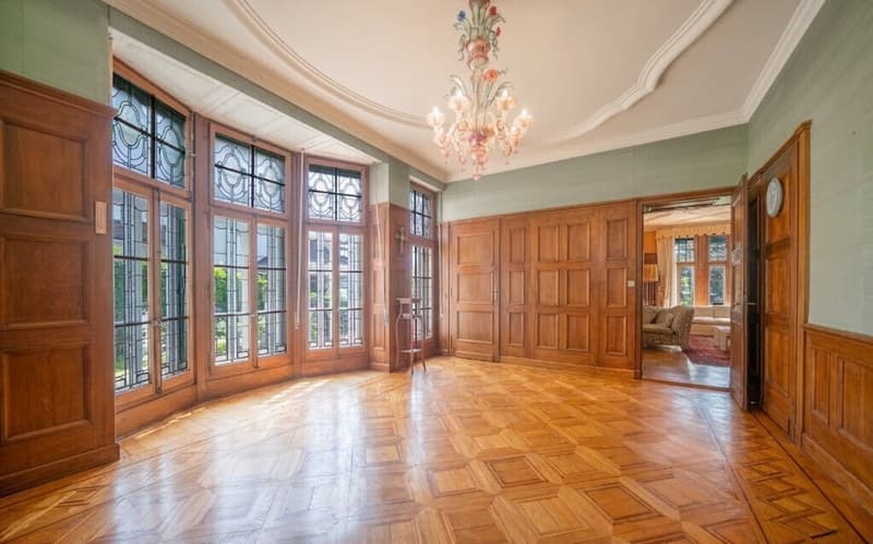 Prestigious 9.5-room Master House (3)