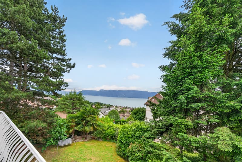 Prachtvolle Einzelvilla mit Seeblick (12)