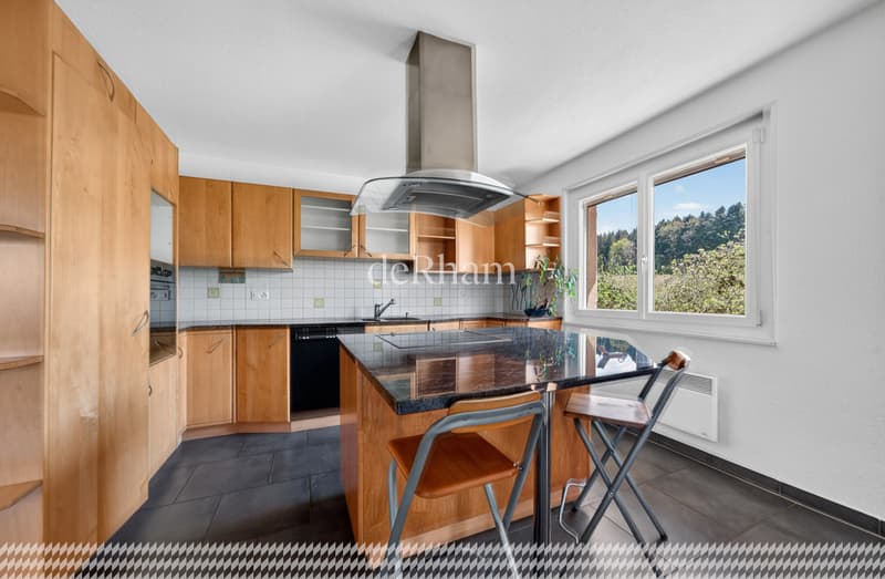 Appartement en duplex 1er étage et combles