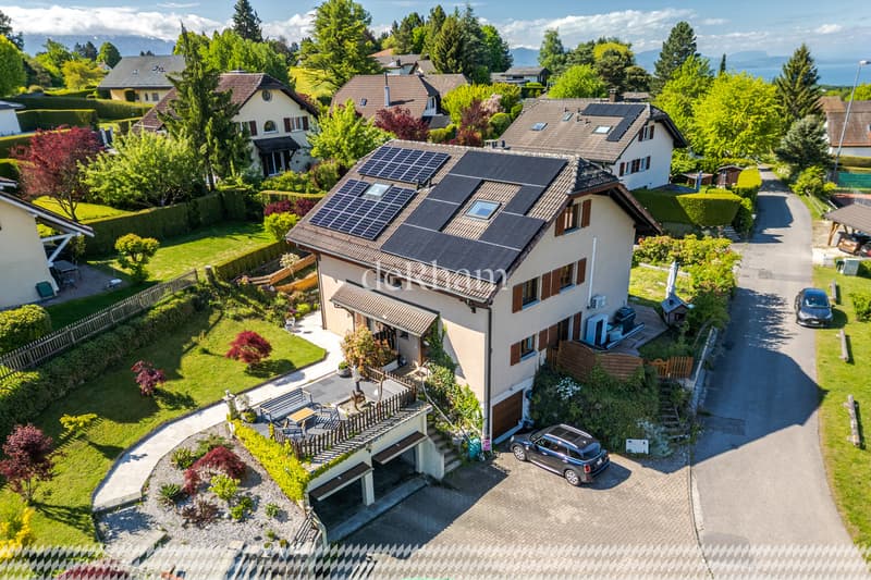Charming semi-detached house with 5.5 rooms and beautiful garden (12)