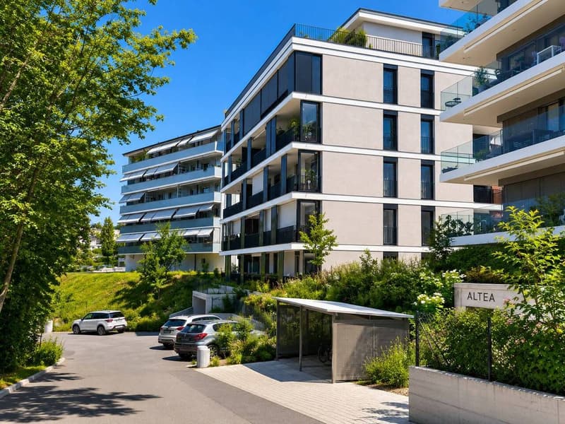 Bel appartement de 4.5 pièces Grand balcon avec vue Lac (1)
