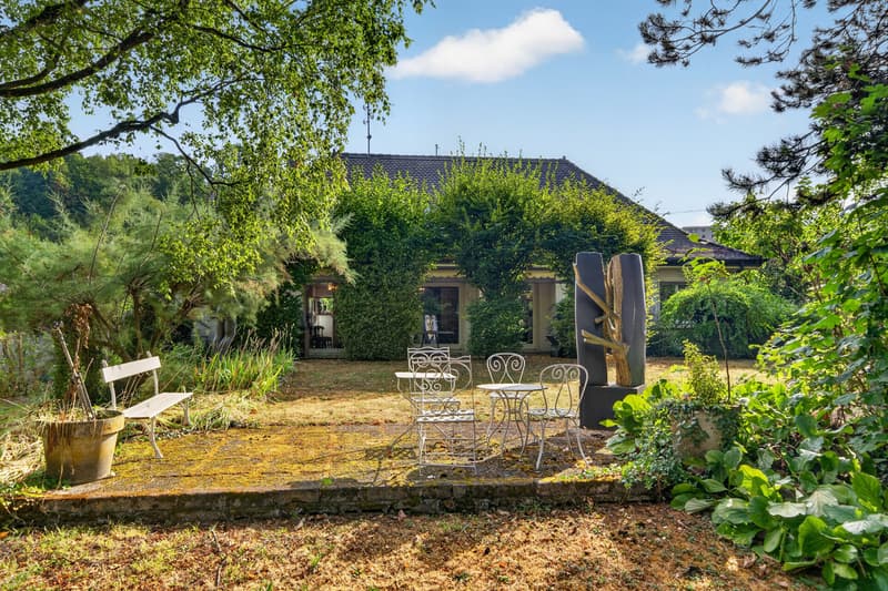 Charmante villa individuelle à rénover avec jardin (1)