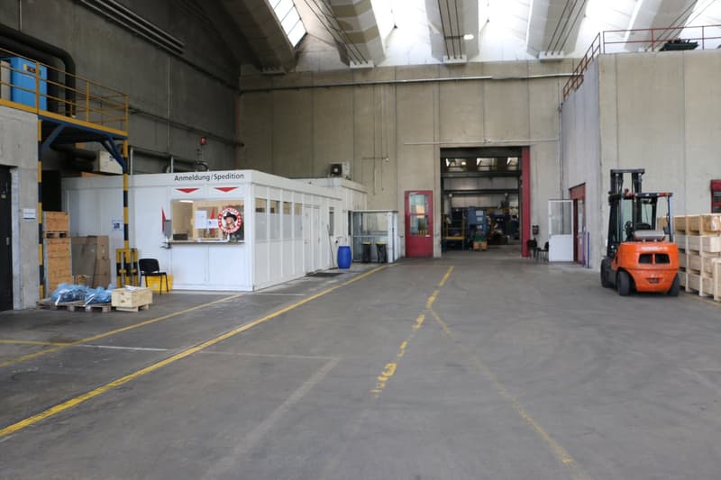 Versatile industrial and commercial spaces in Arbon with excellent infrastructure – up to 33,000 m² (14)