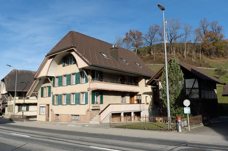 Bäraustrasse 27- 3 Familienhaus