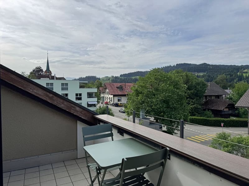 Ruhige Dachwohnung im Dorfkern mit schöner Aussicht (11)