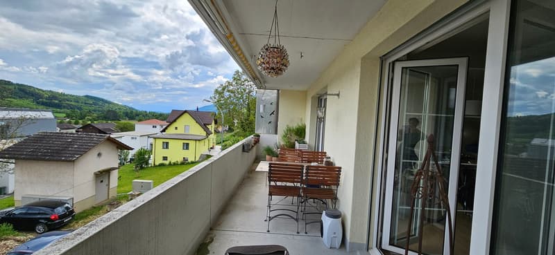 helle 1.5-Zimmerwohnung mit grossem Balkon in Pieterlen (2)