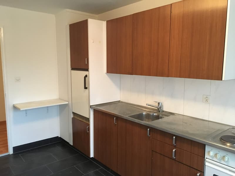Beautiful 3.5-room old building apartment in Murten (6)