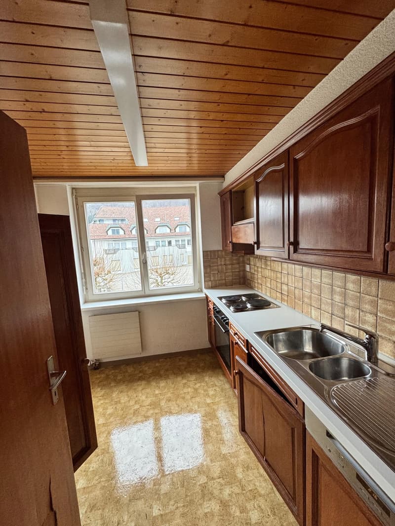 helle 4.5-Zimmerwohnung mit Balkon (5)