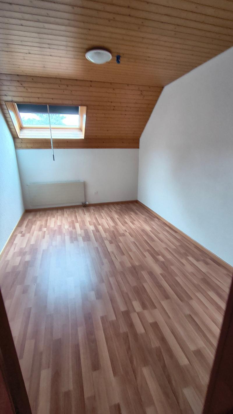 helle 4.5-Zimmerwohnung mit Balkon (8)