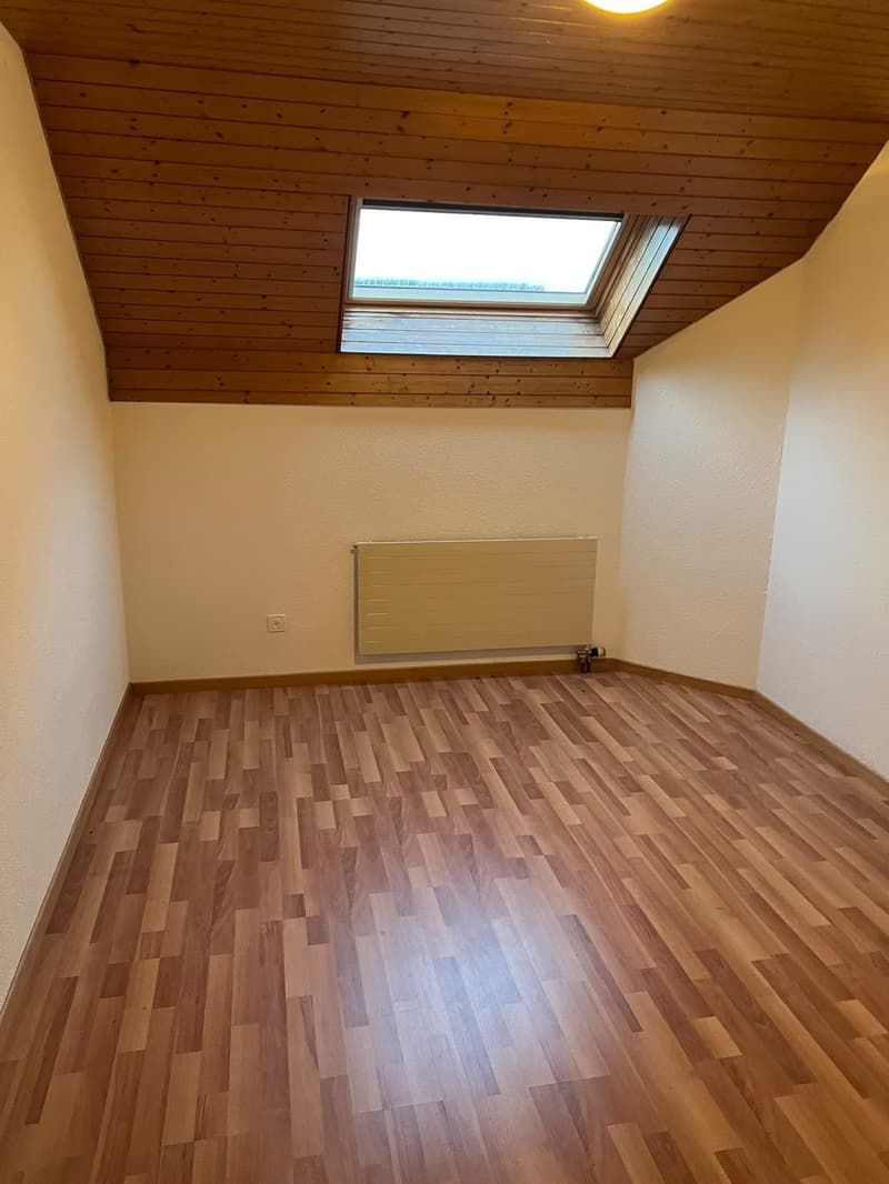 helle 4.5-Zimmerwohnung mit Balkon (10)
