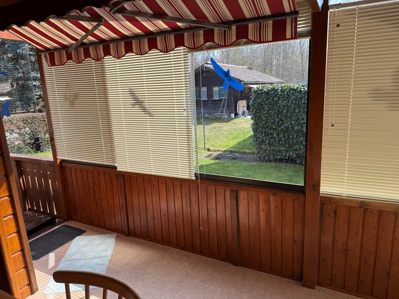 Reserved! Charming wooden chalet in a quiet location in Avenches (4)