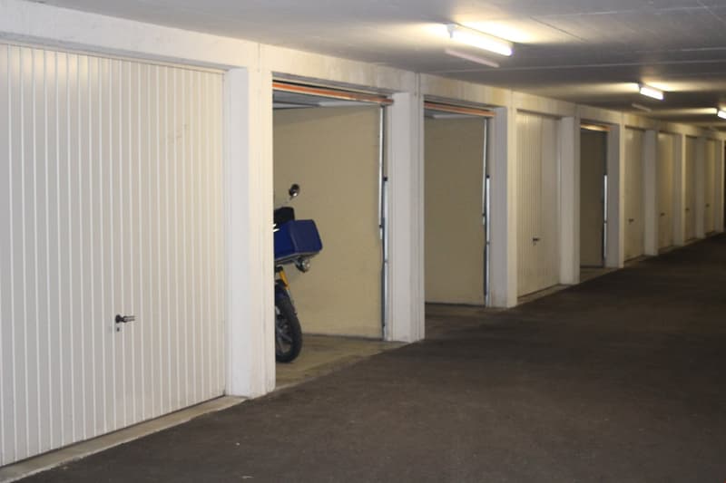 Garagenbox zu vermieten (2)