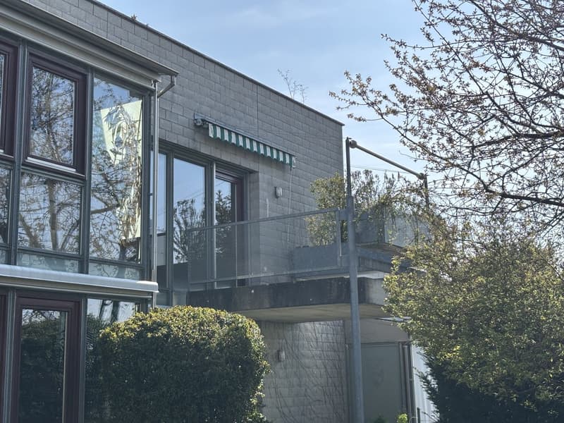 Affascinante appartamento di 3.5 locali nel popolare quartiere di Linde con balcone (11)