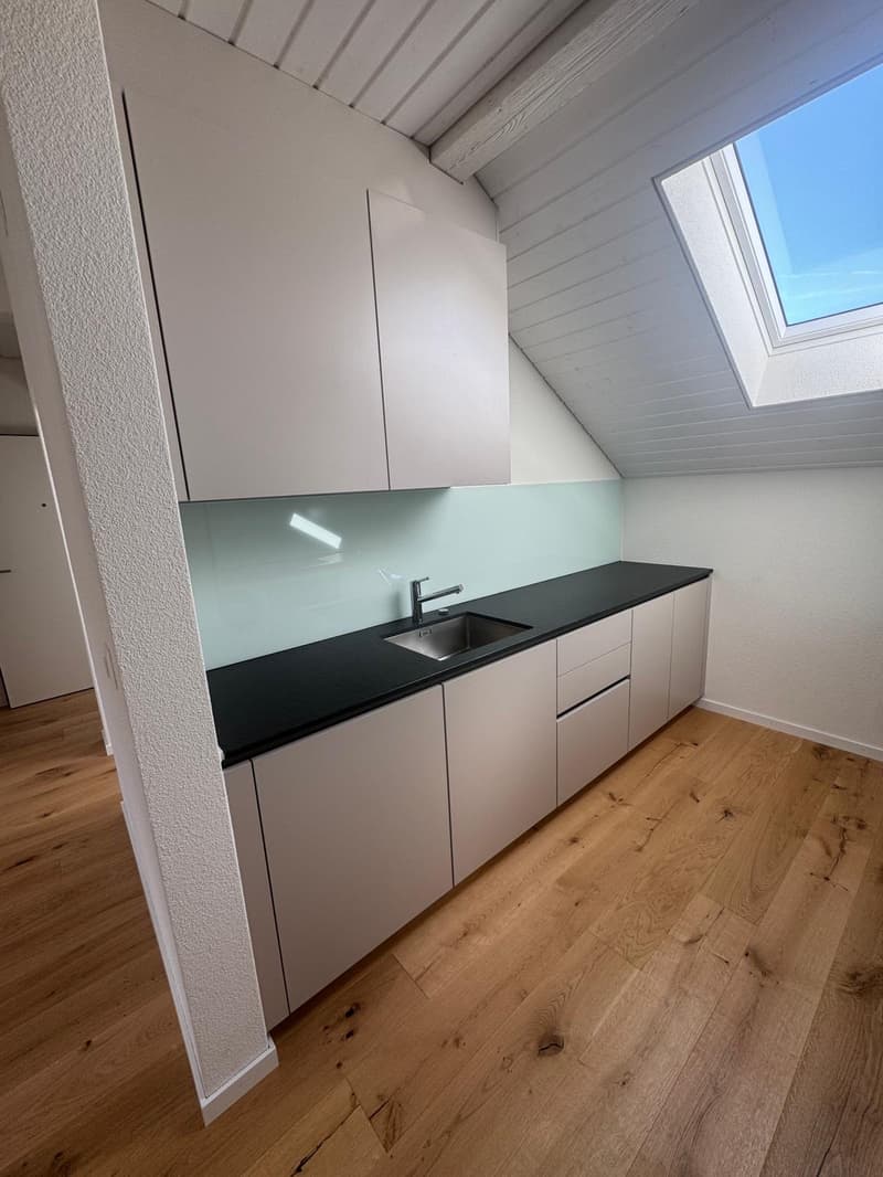 Appartement de toit exceptionnel de 3,5 pièces dans un emplacement surélevé à Grenchen (3)