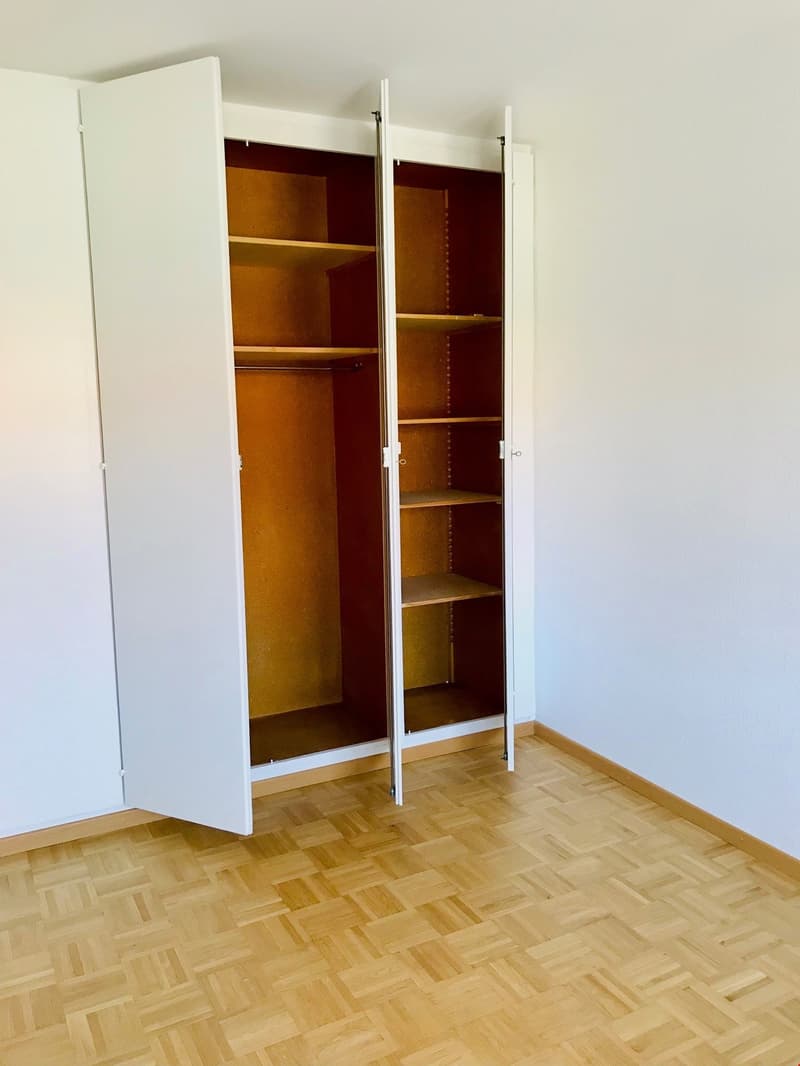 Brügg: appartement 3.5 pièces moderne avec balcon (8)