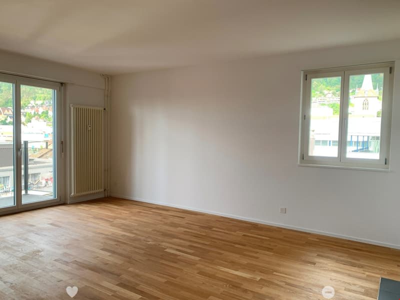 grosszügige, helle 3.5-Zimmerwohnung (4)