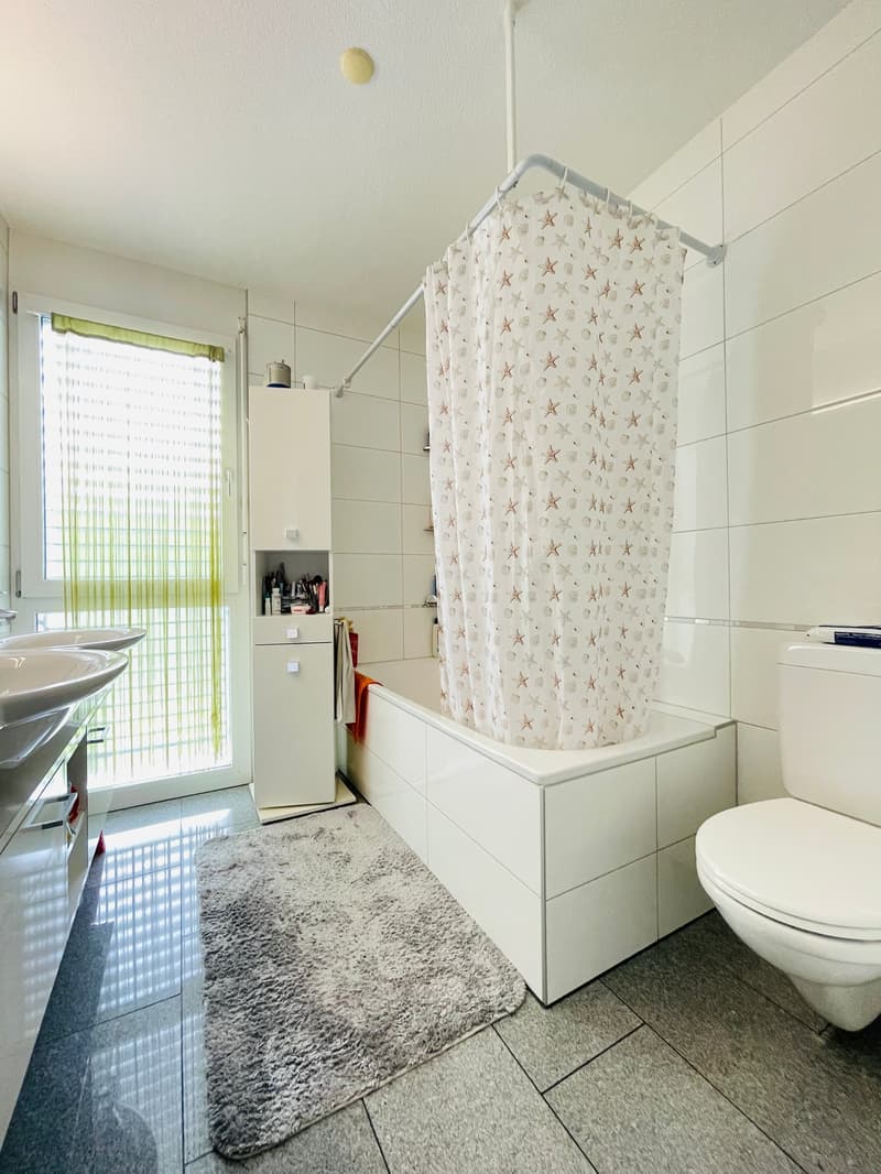 Busswil-Lyss, appartamento di 4.5 locali con posto giardino (8)