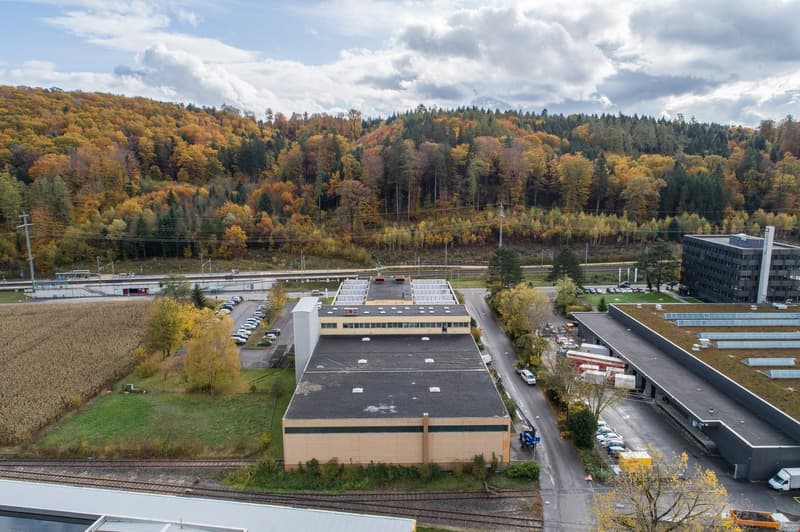 Spazio commerciale o ufficio di 457m2 al piano attico con ascensore (4)