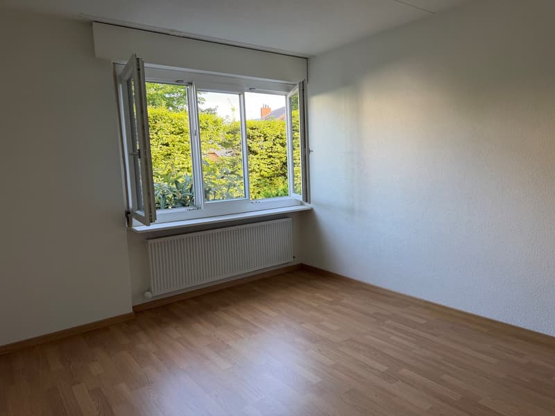 Appartamento accogliente di 3,5 locali con balcone o giardino (5)