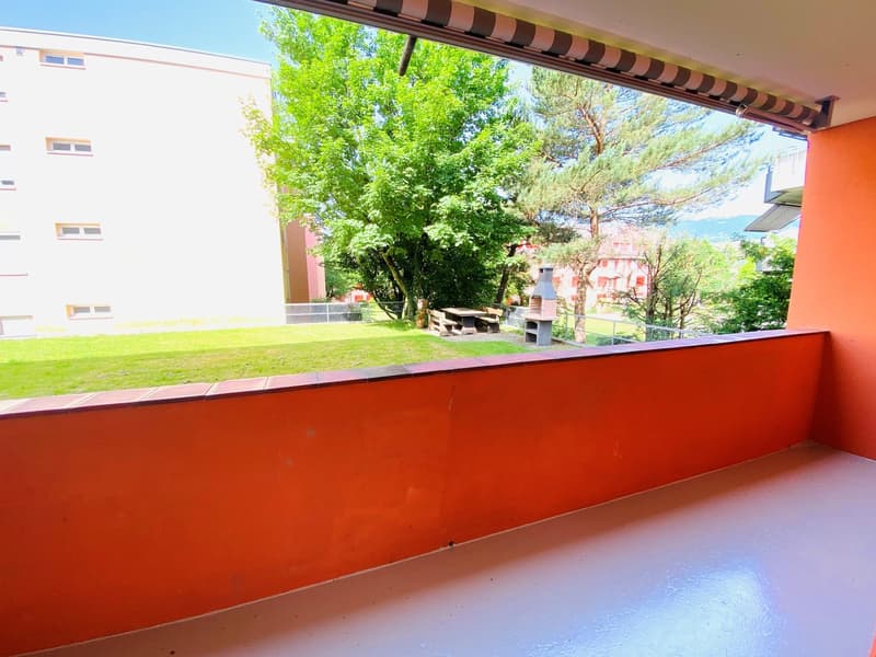 Appartamento attraente 4½ locali con balcone in una posizione tranquilla (9)