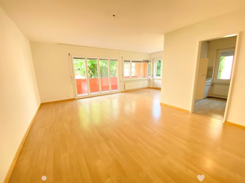 Attraktive 4½-Zimmerwohnung mit Balkon an ruhiger Lage (1)