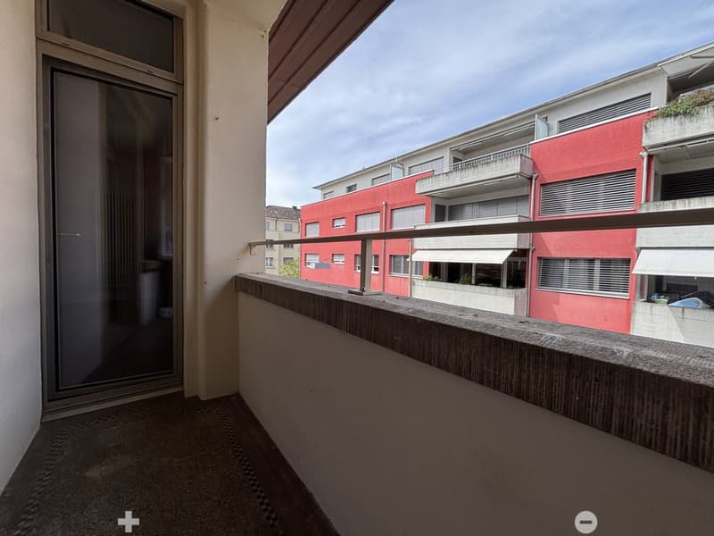 Grosszügige Loft mit separatem Schlafzimmer (7)