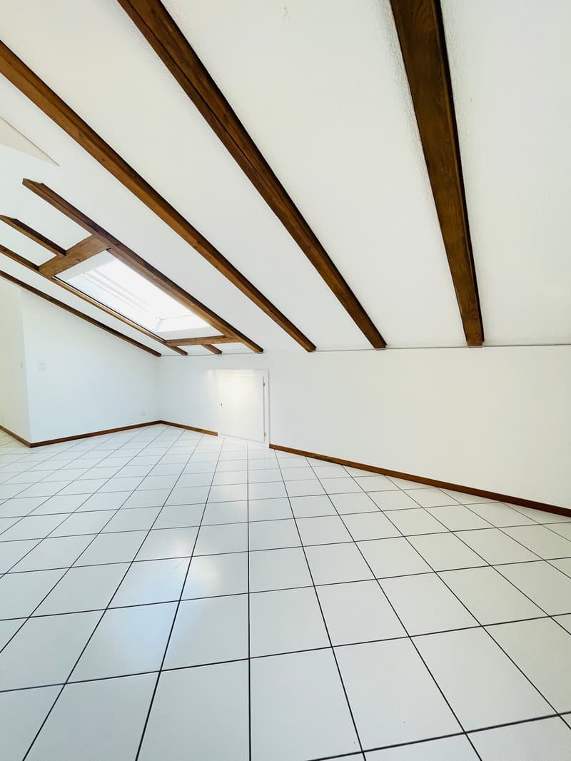 3-Zimmerwohnung im Dachgeschoss an ruhiger Lage (5)