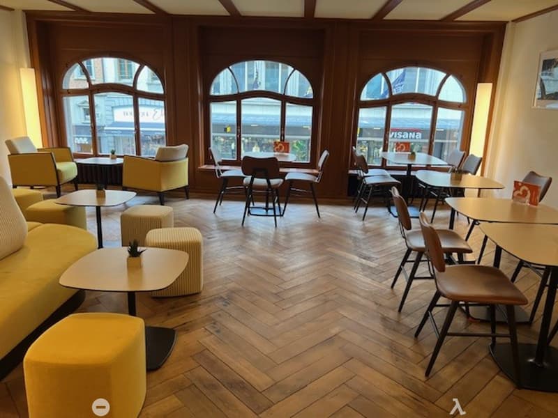 Charmantes Café Lokal an der Marktgasse 16/18 in Biel (5)
