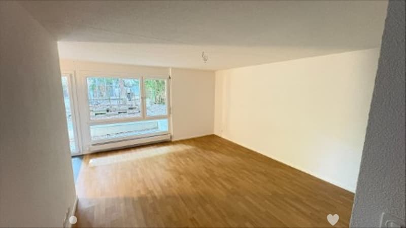 Helle 4.5-Zimmer-Wohnung im Erdgeschoss mit Gartensitzplatz (1)