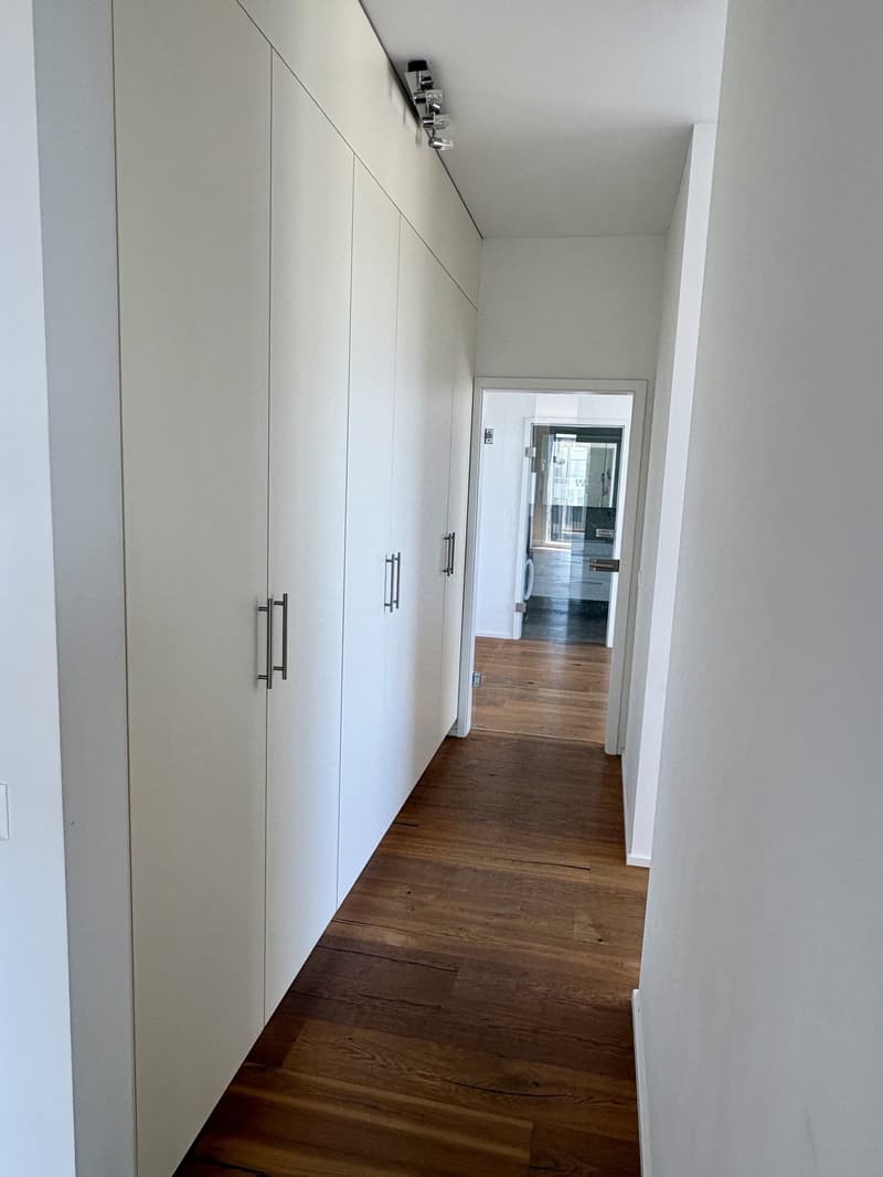Exklusive und moderne 3.5-Zimmer-Wohnung mit Seenähe in Nidau (13)