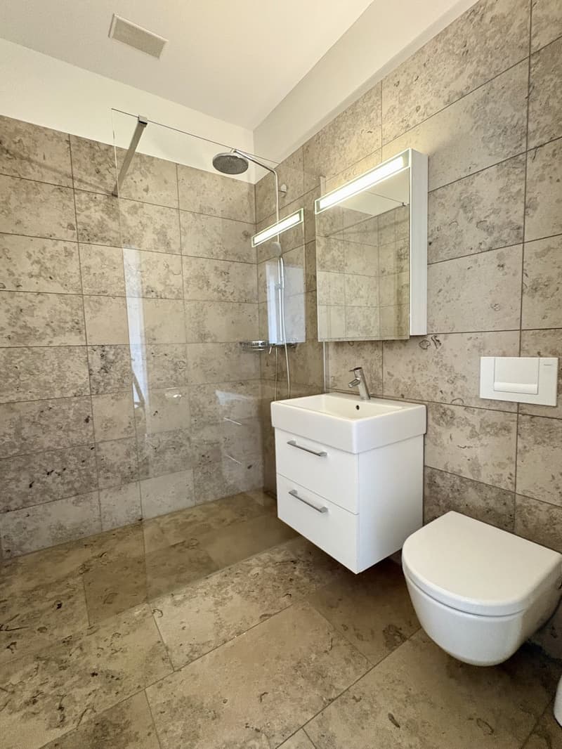 Exklusive und moderne 3.5-Zimmer-Wohnung mit Seenähe in Nidau (5)