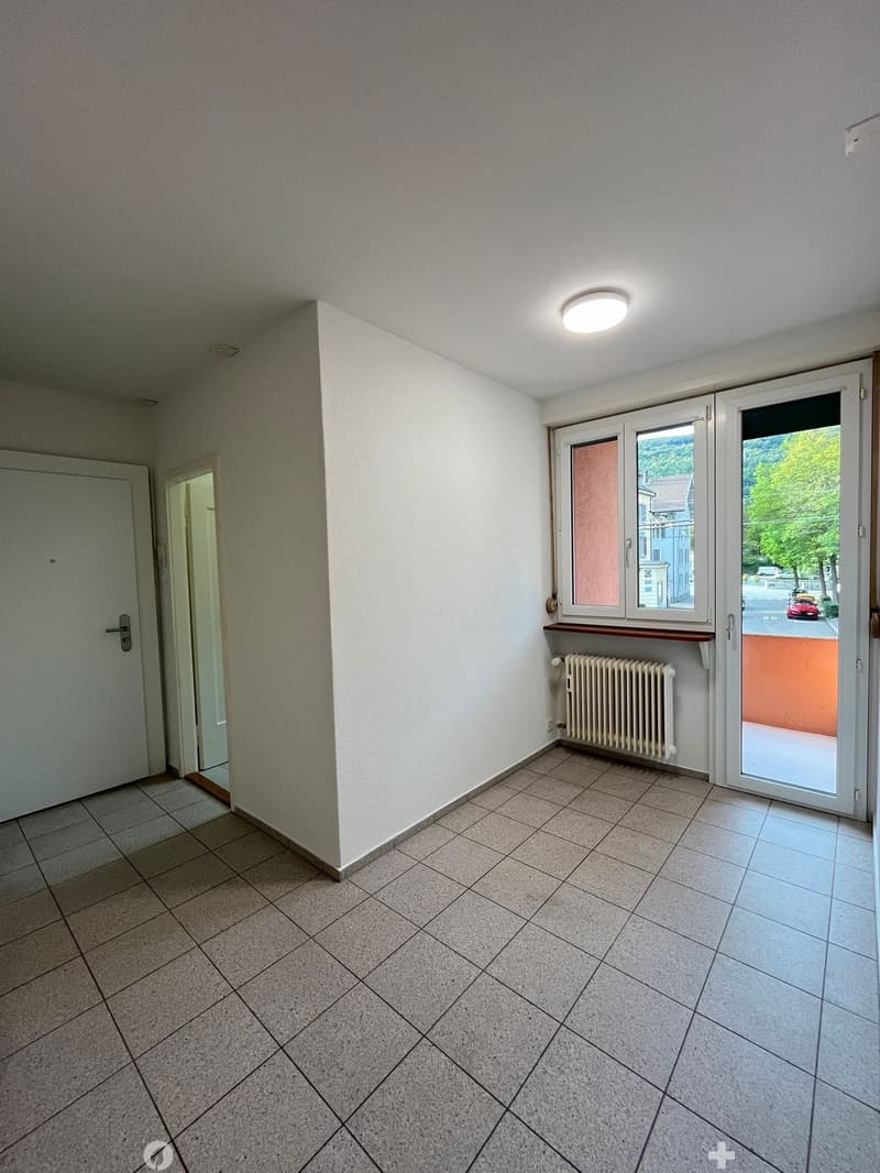 Renovierte 2.5-Zimmerwohnung im Zentrum (5)