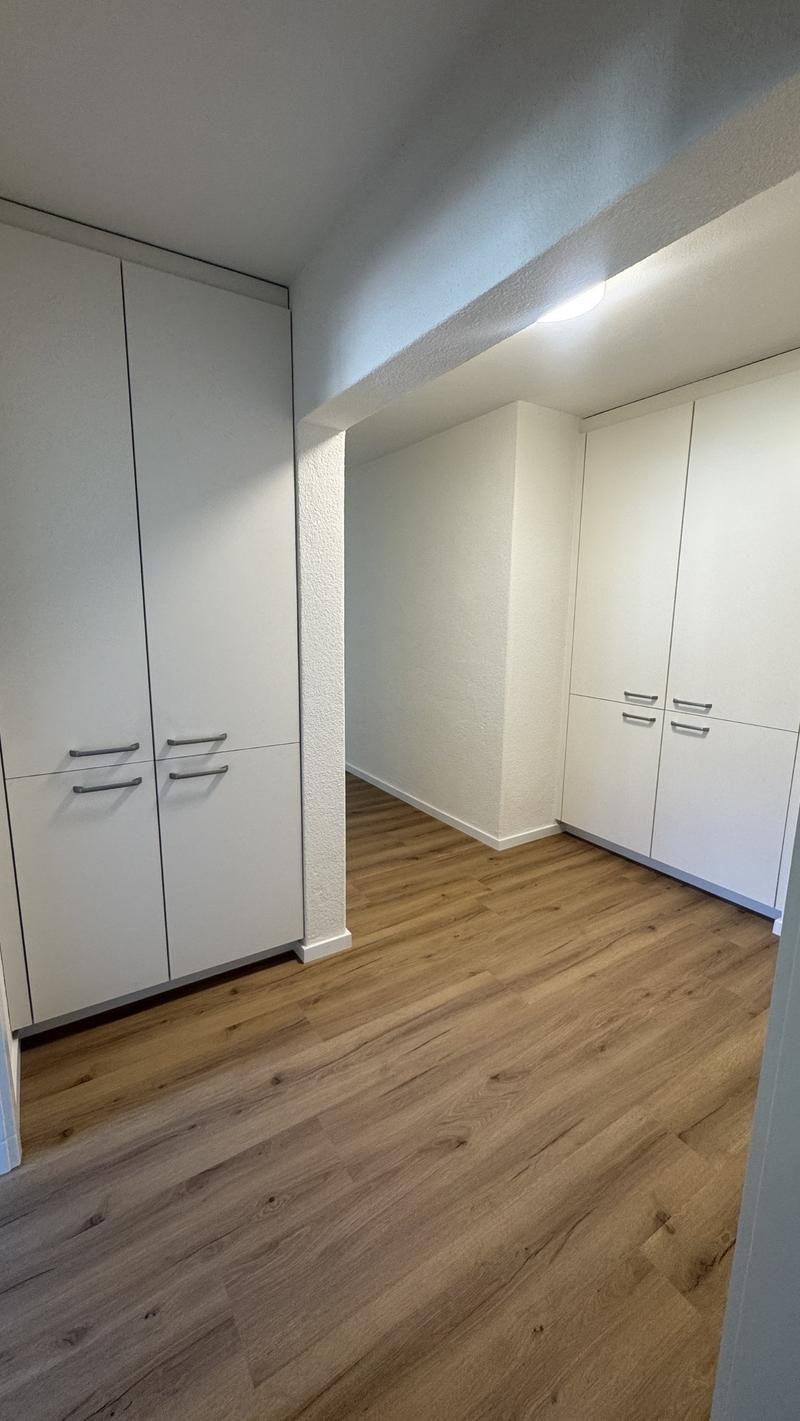 Moderne 4-Zimmer-Wohnung mit Balkon in Grenchen (5)