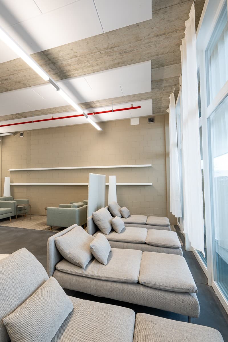 Office space with large rooftop terrace (10)
