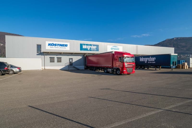 Spazio espositivo/spazio commerciale/spazio fisioterapia (177 m2) nel cuore della Svizzera (5)